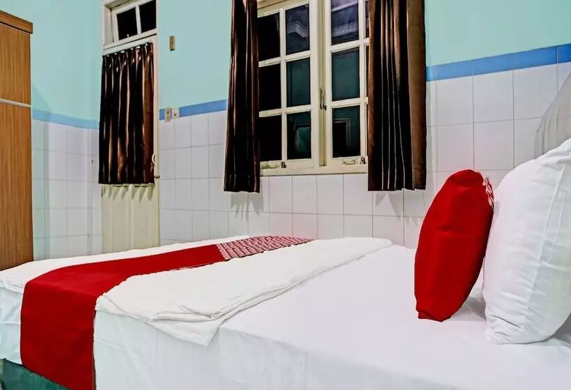 Hotelli Oyo 91874 Kisaran Residence Syariah