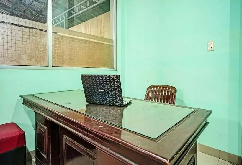 Hotelli Oyo 91874 Kisaran Residence Syariah