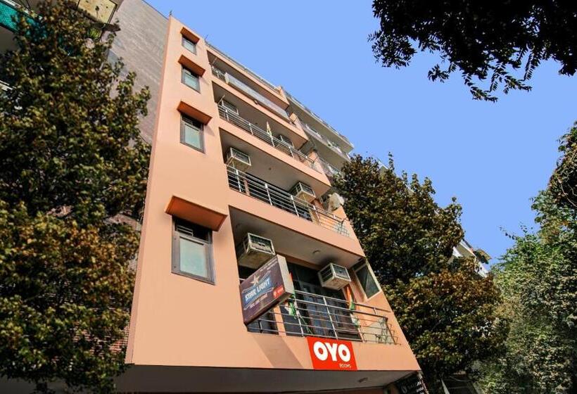 ホテル Flagship Star Light Inn Near Lotus Temple