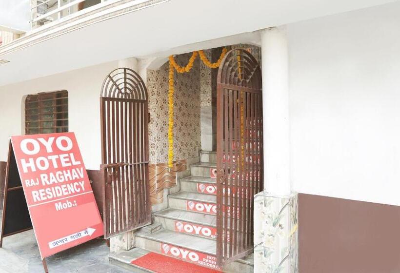 ホテル Pop 70207 Raghav Residency