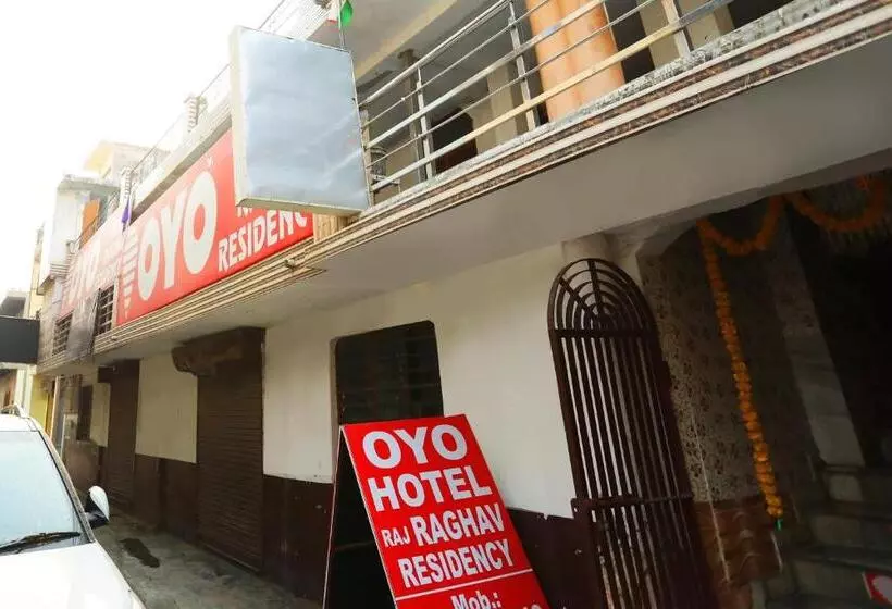 ホテル Pop 70207  Raghav Residency