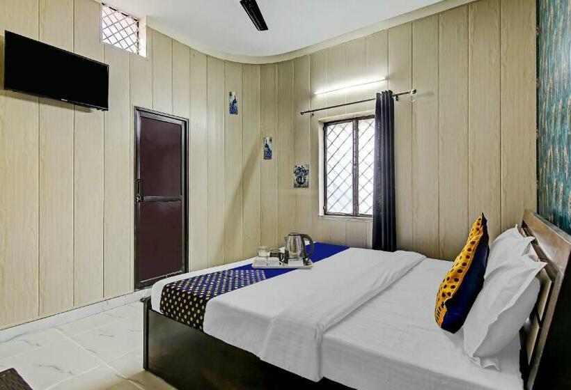 Hotel Spot On 702048  Greenview Homestay