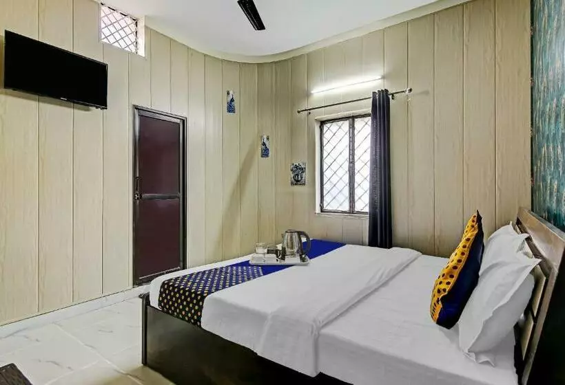 ホテル Spot On 702048  Greenview Homestay