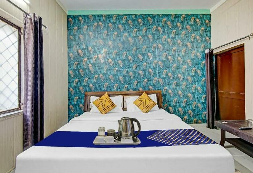 Hotel Spot On 702048  Greenview Homestay