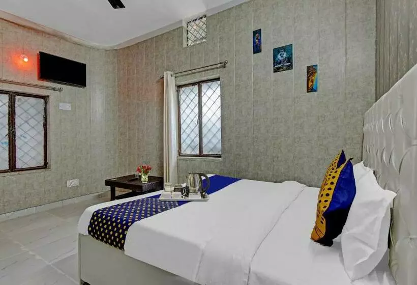 ホテル Spot On 702048  Greenview Homestay