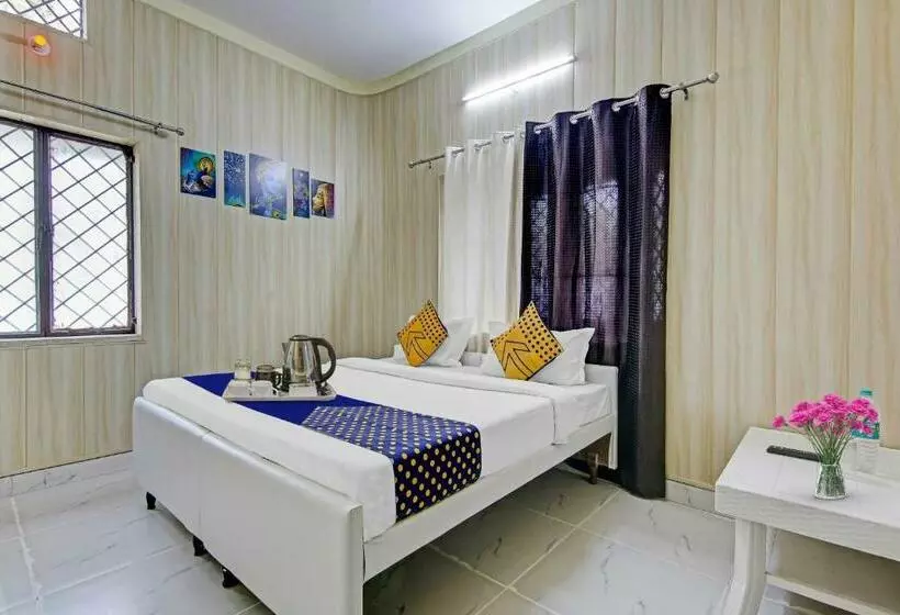 ホテル Spot On 702048  Greenview Homestay