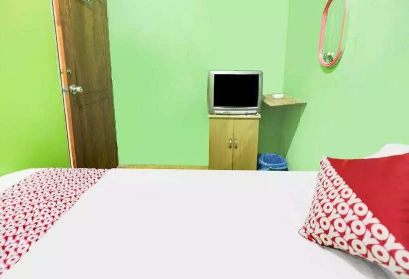 ホテル Spot On 91882 Bilqis Homestay