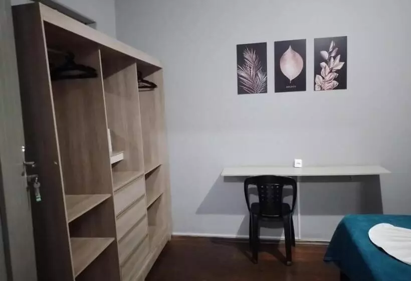 ペンション Pousada Uberaba