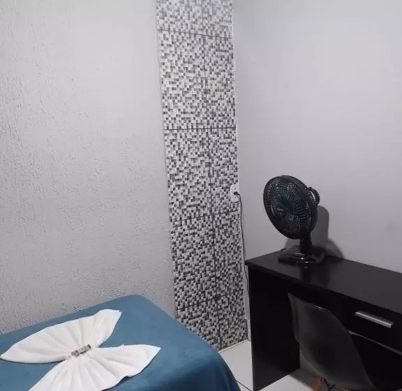 ペンション Pousada Uberaba