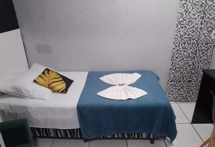 ペンション Pousada Uberaba