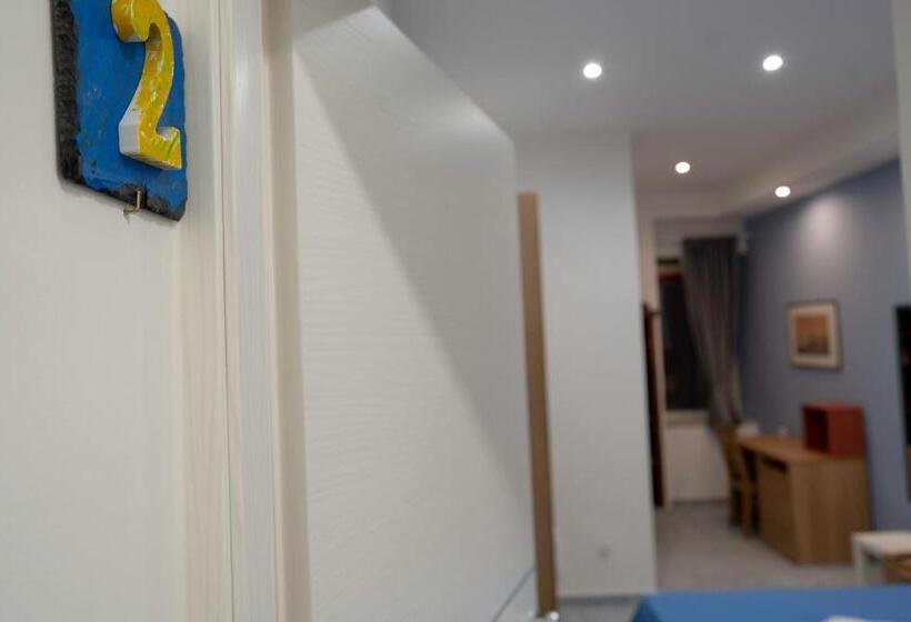 פנסיון Vico 11