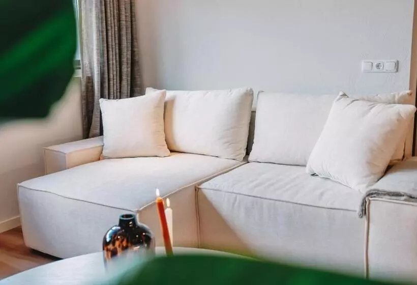 Wellness Bed & Breakfast By Leef