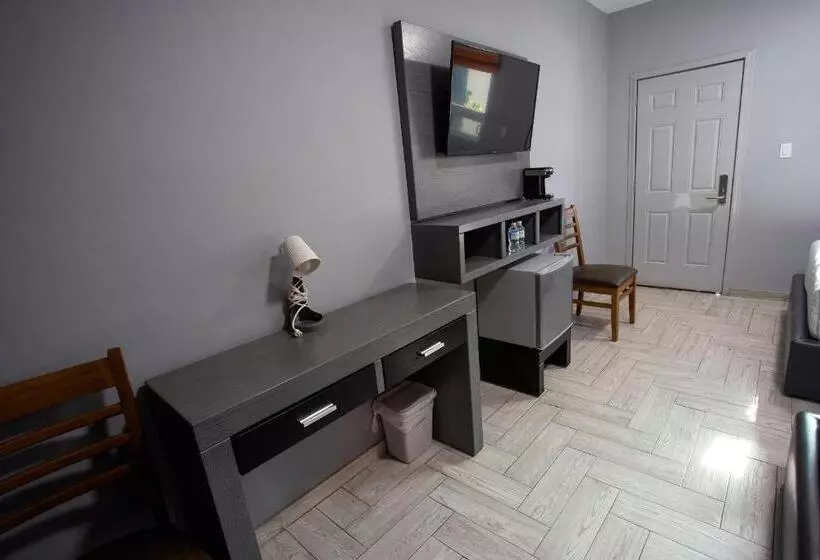 ユースホステル 653