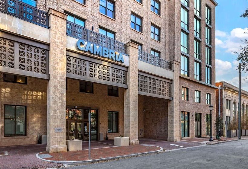 Cambria Hotel Savannah Downtown Historic District