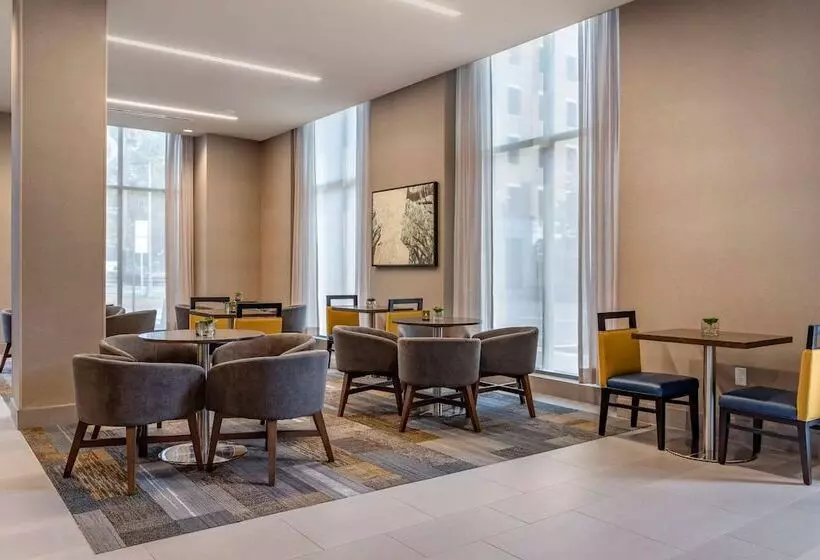 Cambria Hotel Savannah Downtown Historic District