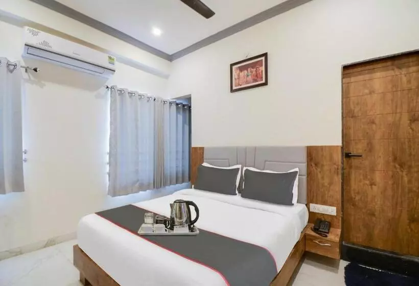 Fabhotel Infinity Blue