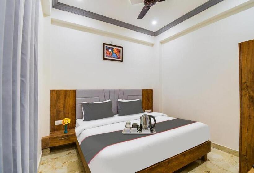 Fabhotel Infinity Blue