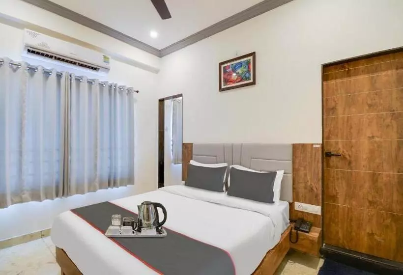 Fabhotel Infinity Blue