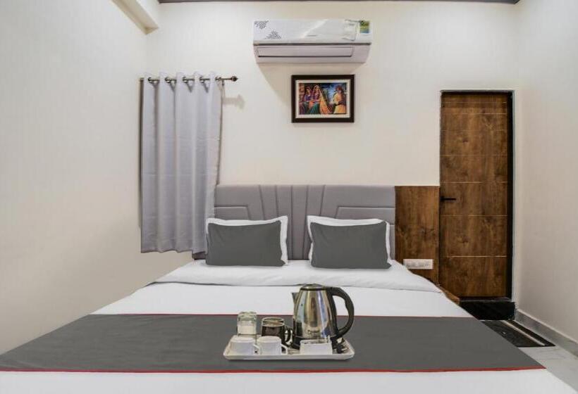 Fabhotel Infinity Blue