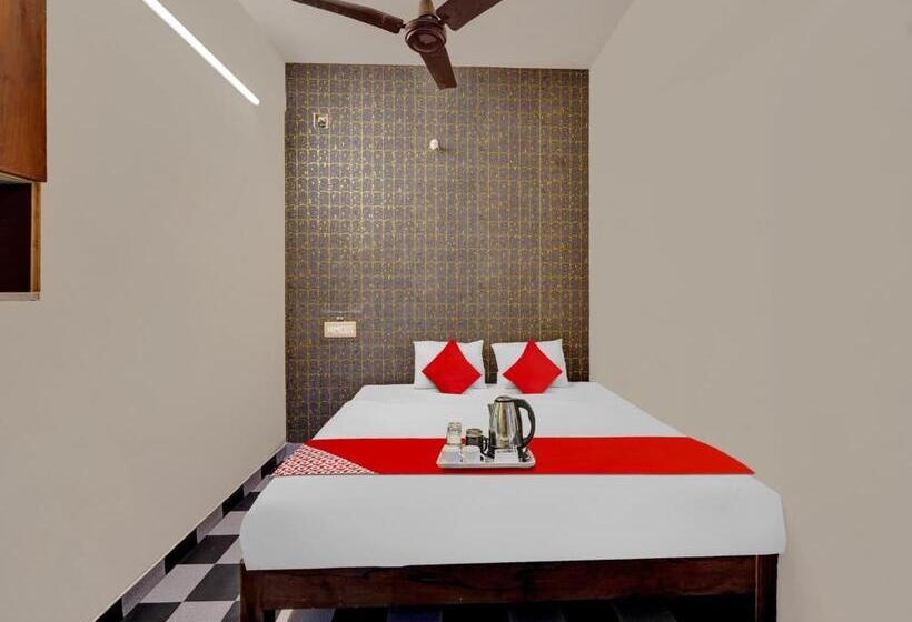 پانسیون White Town Residency