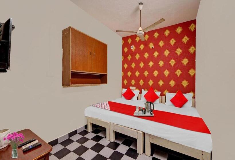 پانسیون White Town Residency