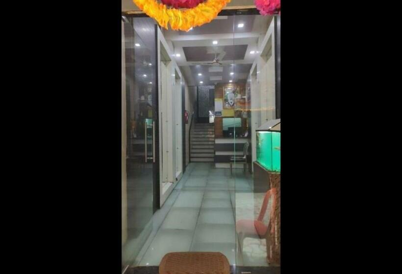 Shri Halwai Hotel Association & Lodge Gondia By Wb Inn