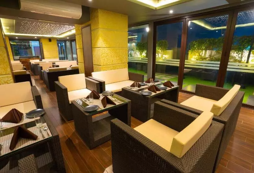 Hotelli Ratnamouli Palace