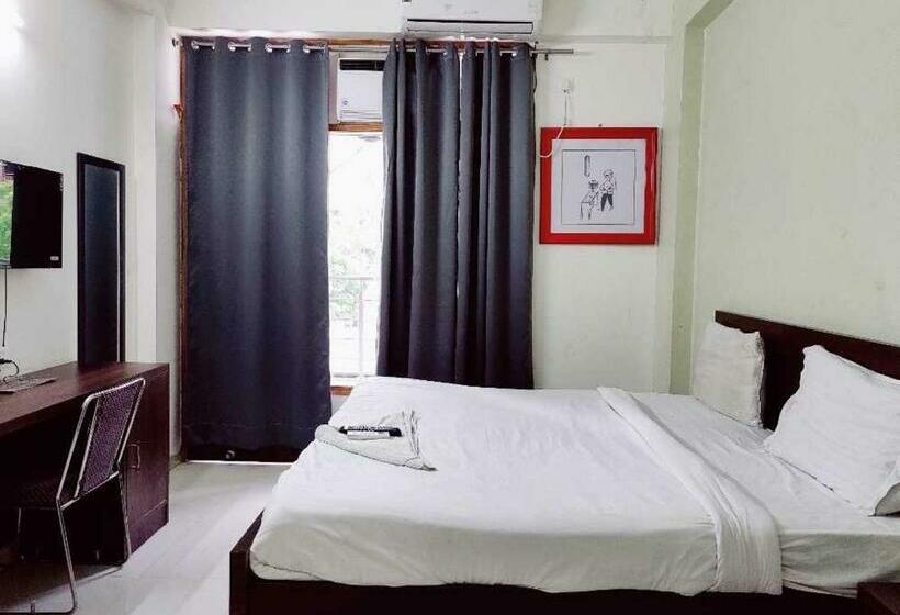 Hotel Oyo 70190 Diamond Inn