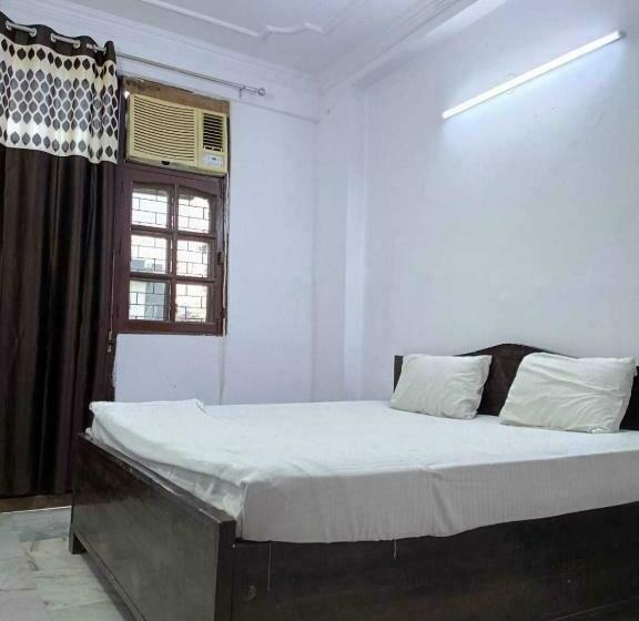 Hotel Oyo 70190 Diamond Inn