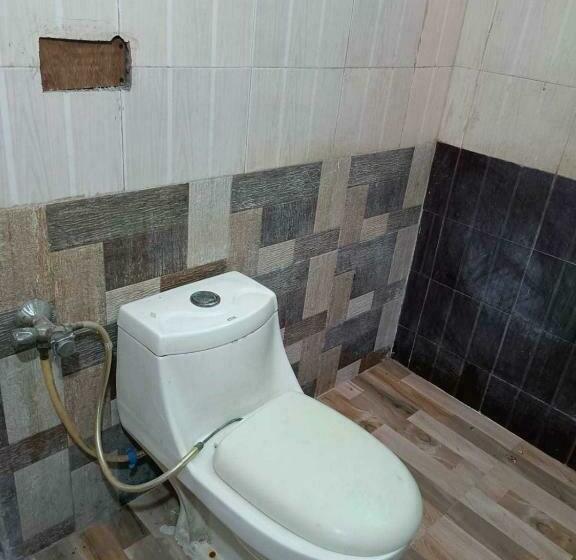 Hotel Oyo 70190 Diamond Inn