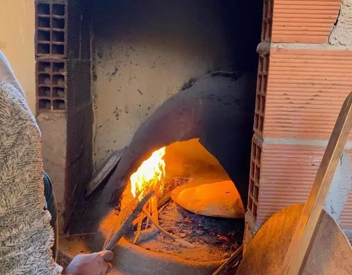 Retkeilymaja Birgits Bed & Bistro, Garage Für Biker Kostenlos