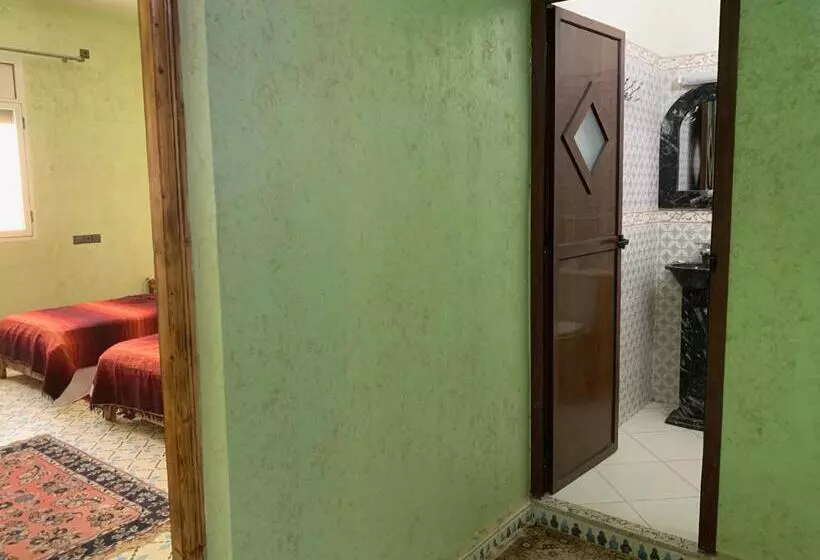 Retkeilymaja Birgits Bed & Bistro, Garage Für Biker Kostenlos