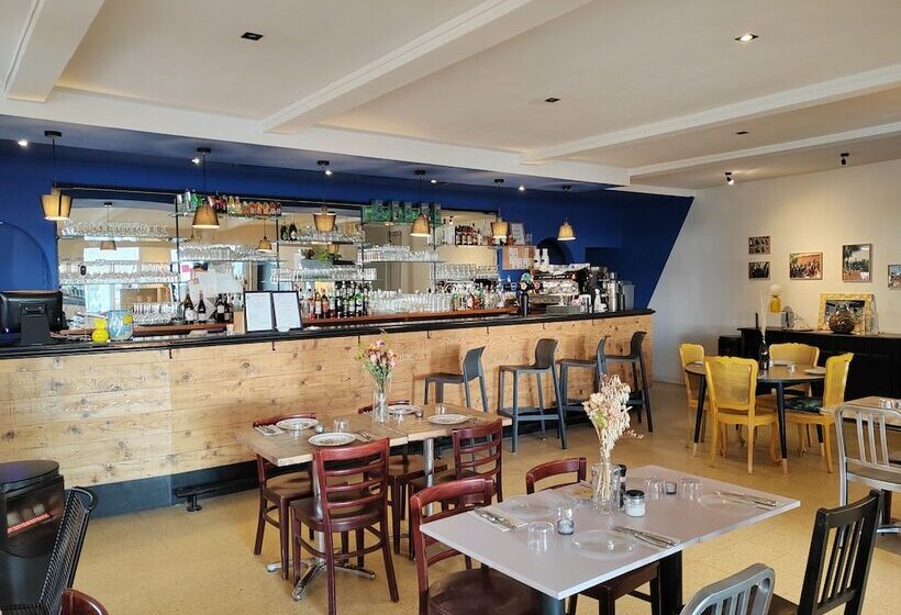 هتل Clair De Lune