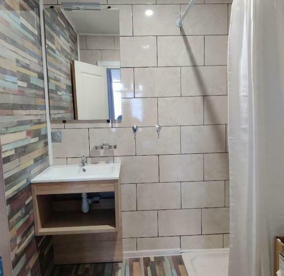 بنسيون Cocon Des Lys