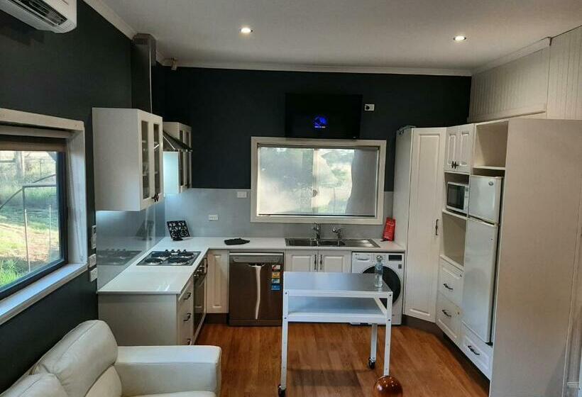 פנסיון Maple Leaf Cottage