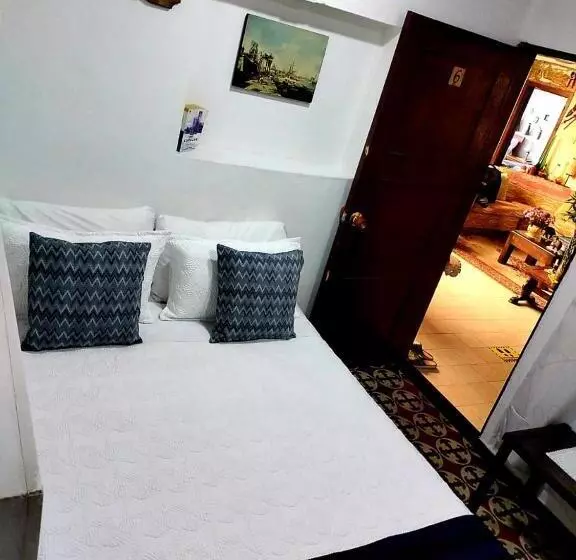 ユースホステル Posada Turística La Ceiba