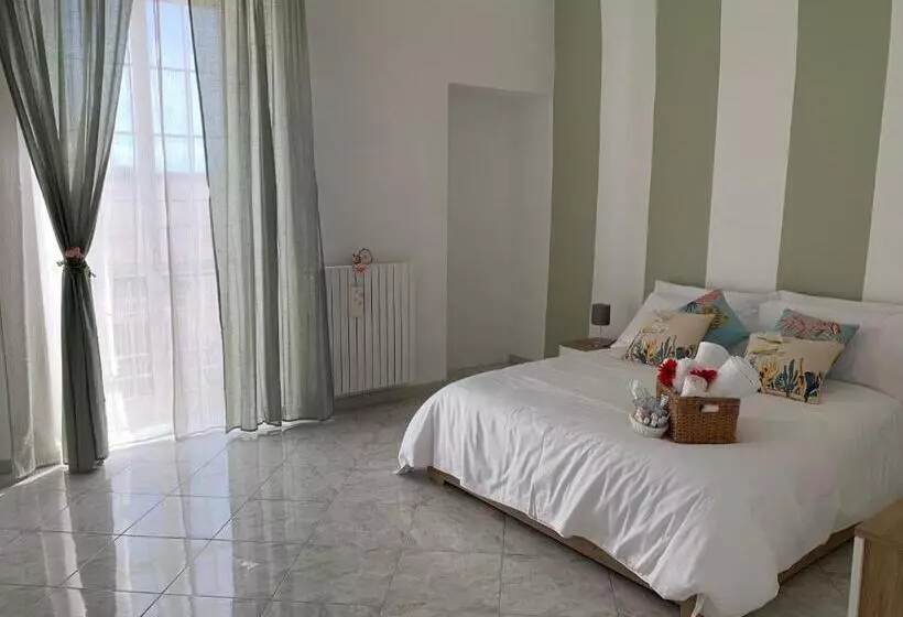 Aamiaismajoitus (B&B) Camera   Torre Dell Orologio