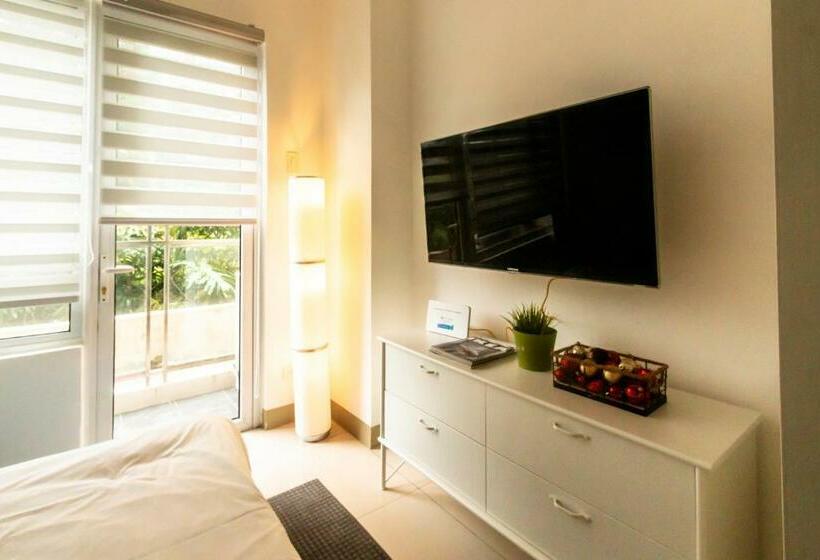 Bed and Breakfast The Eight Seventeen Place