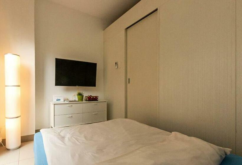 Bed and Breakfast The Eight Seventeen Place