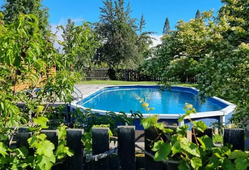 Cheviot Motels, Cabins And Camp