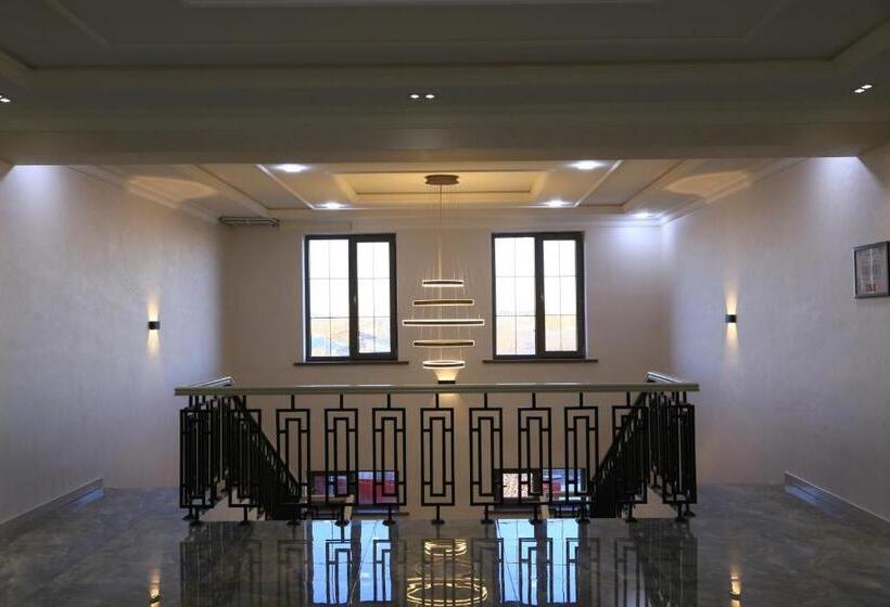 בית מלון כפרי Citizen