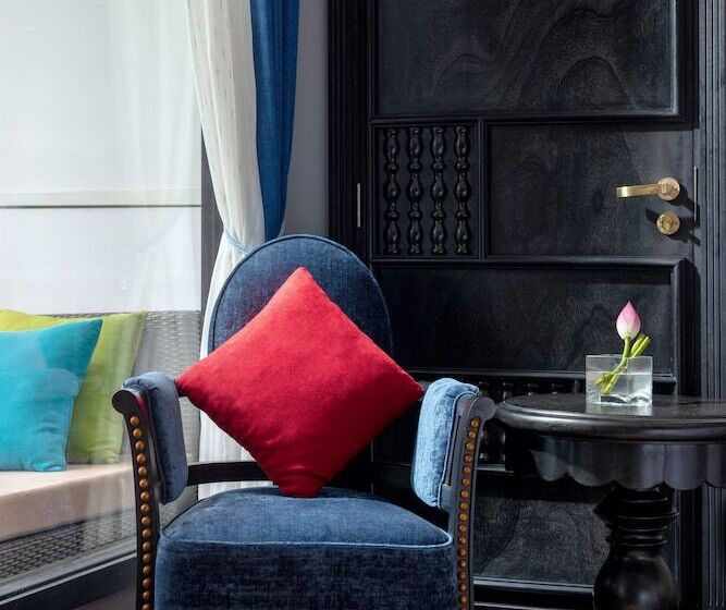 هتل Verdure Lotus Classic Cruise