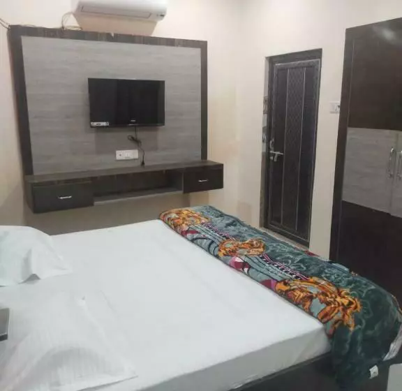 Majatalo Benaras Stay  Hostel