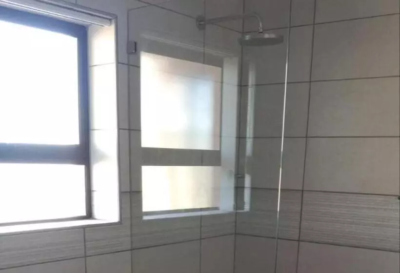 پانسیون Hopslot Villa