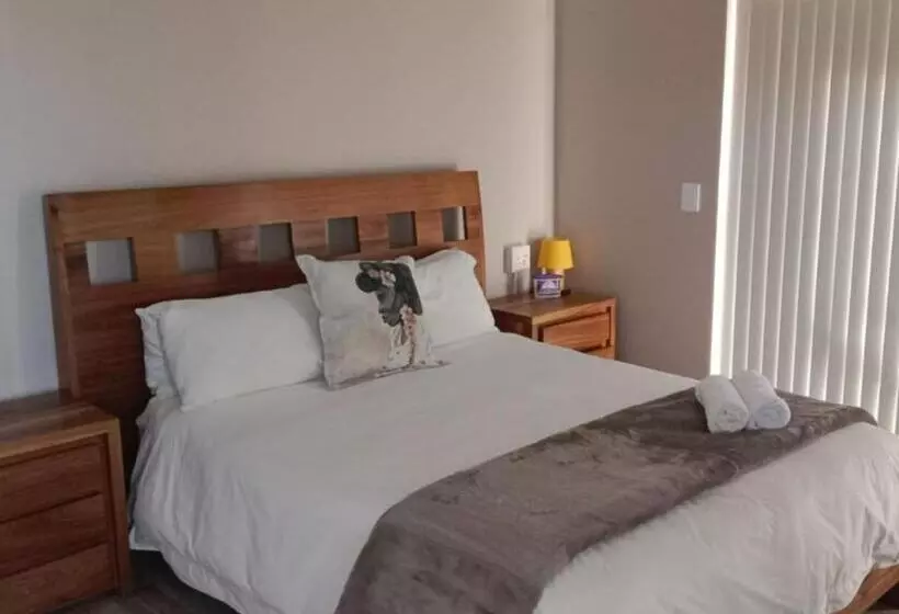 پانسیون Hopslot Villa