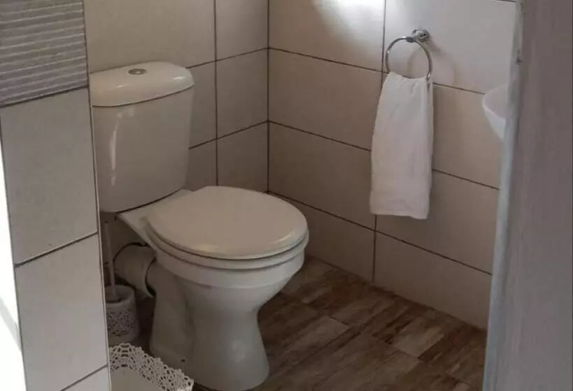 پانسیون Hopslot Villa