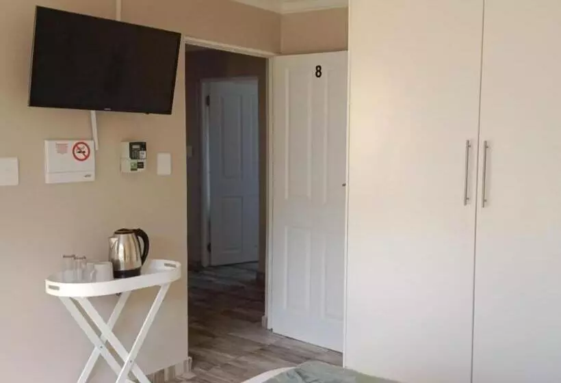 پانسیون Hopslot Villa