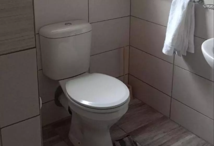 پانسیون Hopslot Villa