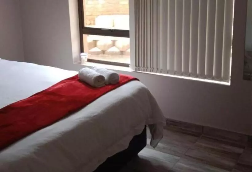 پانسیون Hopslot Villa