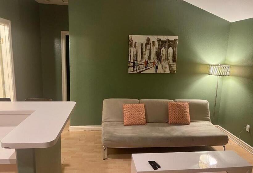 پانسیون Private 2 Bedrooms 1 Bath Close To Universal And Hw Sleeps 5